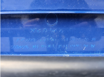 Aérodynamique/ Spoilers RENAULT RANGE T460 T480 T520 / ROOF SPOILER: photos 5