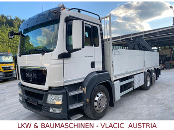 Camion plateau MAN