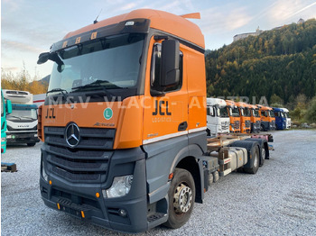 Camion porte-conteneur/ Caisse mobile MERCEDES-BENZ