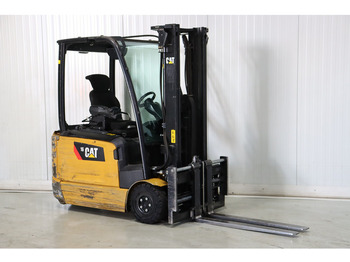 Chariot élévateur électrique CATERPILLAR EP16