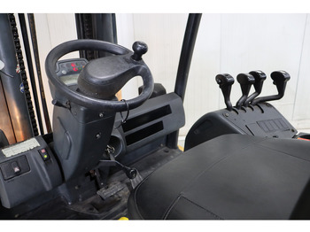 Chariot élévateur électrique Caterpillar EP50: photos 2