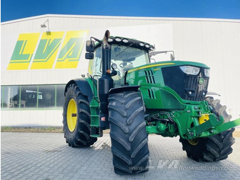 Tracteur agricole JOHN DEERE 6215R