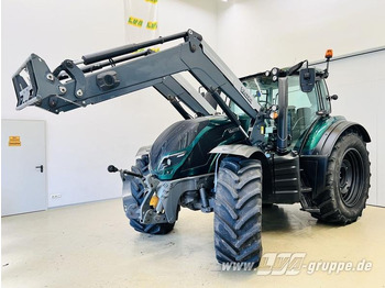 Tracteur agricole VALTRA T174