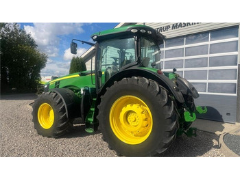 Tracteur agricole John Deere 8320R: photos 3
