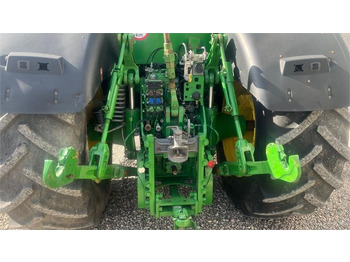 Tracteur agricole John Deere 8320R: photos 4