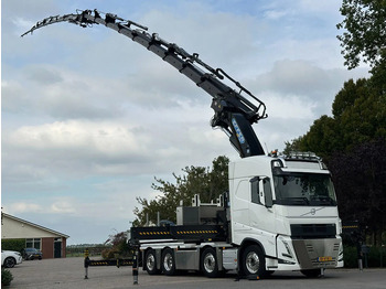 Camion grue VOLVO FH