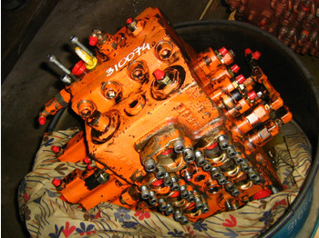 Valve hydraulique HITACHI