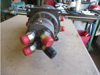 Hydraulique pour Engins de chantier Sagro 450 -: photos 3
