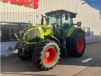 Tracteur agricole CLAAS Axion 810