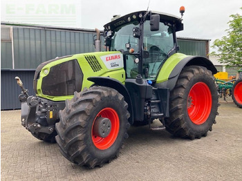 Tracteur agricole CLAAS Axion 830