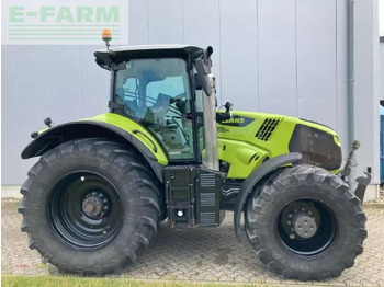Tracteur agricole CLAAS Axion 830
