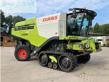 Moissonneuse-batteuse CLAAS Lexion 770