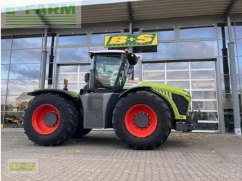 Tracteur agricole CLAAS Xerion 4000