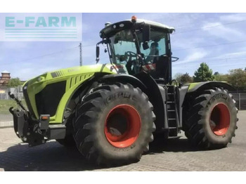 Tracteur agricole CLAAS Xerion