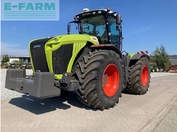 Tracteur agricole CLAAS Xerion 5000