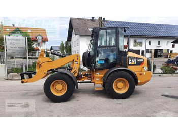Mini pelle CATERPILLAR 908M
