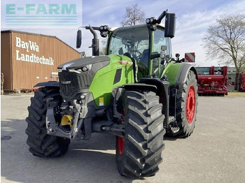 Tracteur agricole FENDT 728 Vario