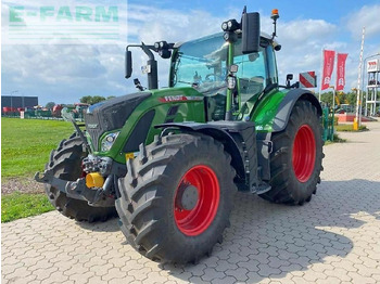 Tracteur agricole FENDT 724 Vario