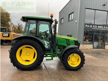 Tracteur agricole JOHN DEERE 5100M