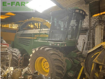 Ensileuse JOHN DEERE 7400