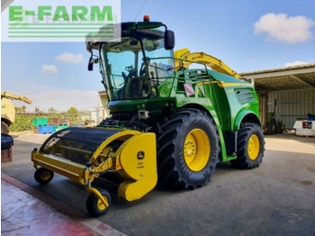 Ensileuse JOHN DEERE 8600