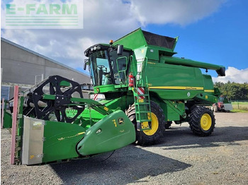 Moissonneuse-batteuse JOHN DEERE T560