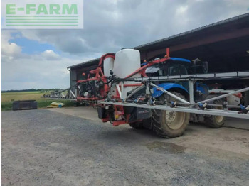 Pulvérisateur traîné KUHN