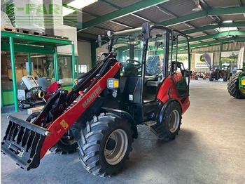 Mini pelle MANITOU