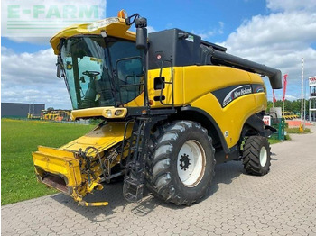 Moissonneuse-batteuse NEW HOLLAND CX series