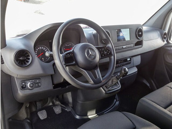 Fourgonnette MERCEDES-BENZ Sprinter 214 CDI Kasten,3924,MBUX,Kamera...: photos 4 Fourgonnette MERCEDES-BENZ Sprinter 214 CDI Kasten,3924,MBUX,Kamera...: photos 4