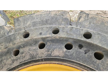 Pneu Big Vollgummi Räder 20,5 x 25 mit Volvo Felgen: photos 5 Pneu Big Vollgummi Räder 20,5 x 25 mit Volvo Felgen: photos 5