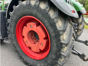 Tracteur agricole Fendt 724 PowerPlus mit Frontkraftheber: photos 5