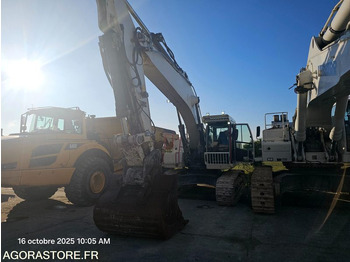 Pelle LIEBHERR R 946