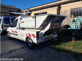 Fourgonnette PEUGEOT PARTNER BENNE: photos 3