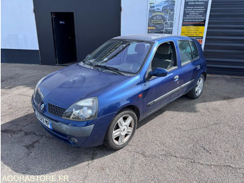 Voiture RENAULT