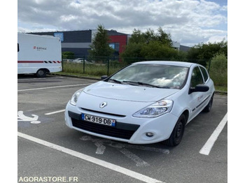 Voiture RENAULT