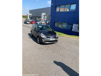 Voiture RENAULT