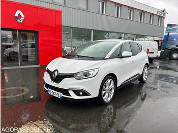 Voiture RENAULT