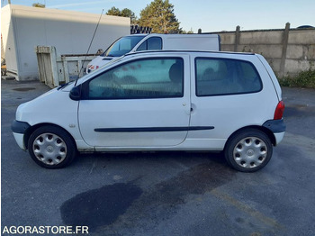 Voiture RENAULT