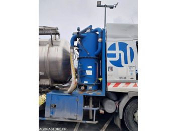 Tracteur routier Tracteur RENAULT ADR pompe anneau liquide - 2003/ 808 664KM (ACCIDENTE): photos 3