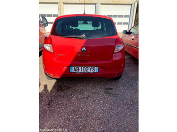 Voiture RENAULT