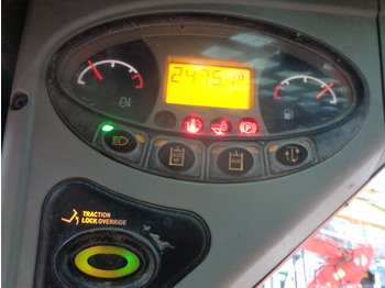 Mini chargeuse Bobcat S130: photos 2