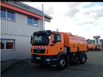 Balayeuse de voirie MAN TGM 15.290