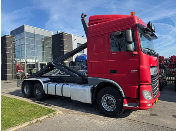 Camion ampliroll DAF XF 460