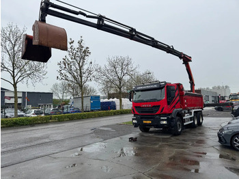 Camion benne IVECO Trakker