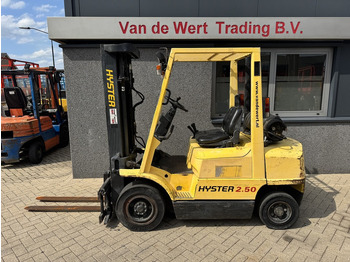 Chariot élévateur à gaz HYSTER