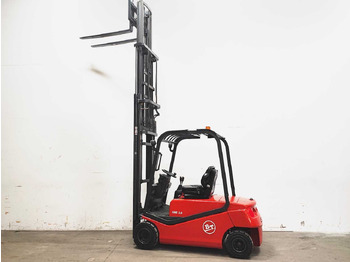 Chariot élévateur BT - 2002 - CBE 2.0F - FORKLIFT TRUCK: photos 3