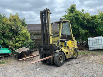 Chariot élévateur CLARK