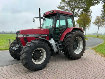 Tracteur agricole CASE IH
