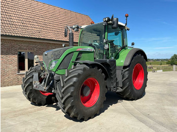 Tracteur agricole FENDT 720 Vario